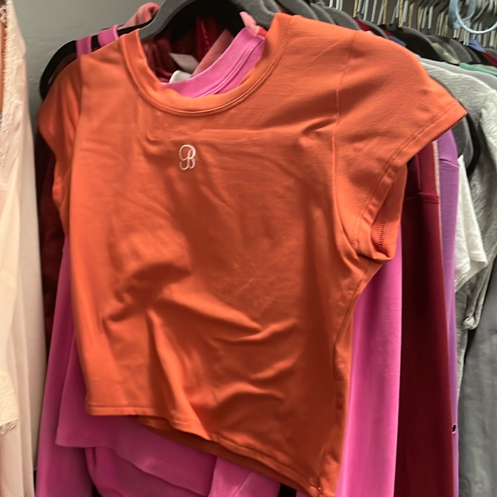 M/L tops for trade